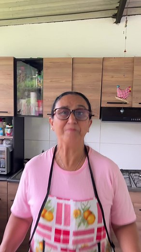 850K views · 48K reactions | Postre de moraIngredientes-150g de azúcar- el jugo de 1 limón- 3 clavos de olor- astillas de canela-350g de galleta dulce- 150g de mantequilla- gelatina sin sabor- 300g de queso crema- 400g de leche condensada- 400g de crema de leche- 200g de leche- el sumo de 1 limón#postre #receta #mama | La Mamá De Las Recetas | Facebook