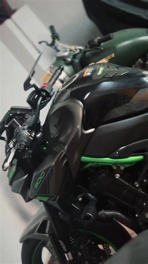 ♱ 33.3 ♱  on Instagram: "Yamaha > kawasaki > Royal Enfield > Honda > vintage style collection 😎😈😵‍💫 to cool 🆒 🛵 RX100 – The OG Legend “Two-stroke smoke, 90s dreams. RX100 — when bikes had soul, not screens.” “Old is gold. RX100 doesn’t age, it evolves.” ⸻ 🏍️ Old Royal Enfield – Pure Vintage Thump “Metal, oil, and a heartbeat called thump. Old Enfield — no filters, just history.” “Before speed was measured, we counted the thumps.” ⸻ 🏁 Continental GT 650 – Modern Classic “Old-school café 