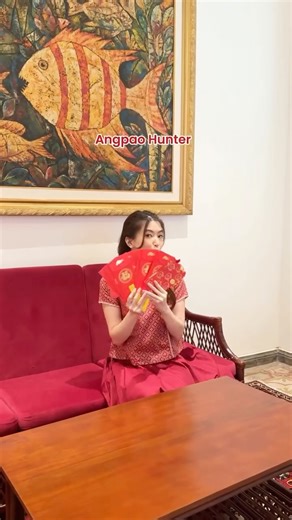 Beatrice Clothing on Instagram: "Kalian tipe yang mana kalo pas menuju Chinese New Year? ✔️ Outfit Merah FIXXX no debat no dego ❤️🔥 ✔️ Dari atas sampe bawah harus baru ✨ ✔️ Keliling ke banyak rumah sodara, ngincer angpao sebanyak-banyaknya 🧧💸 #BeatriceClothing #EternalProsperity #BeatriceBloomingCollection #ChineseNewYearCollection"