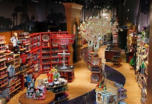 Newly Designed Disney Store Opens in San Francisco | Chip and Company