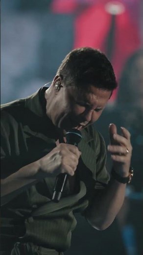 What is your favorite version of “Coração Aberto”? #EduardoCosta