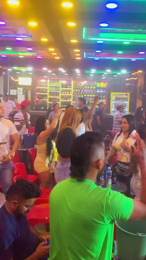 437K views · 8.1K reactions | Hoy Sabado 0️⃣1️⃣ De Julio La Rumba En Billares Elite Simon Bolivar Pinta Lindo 掠Sonando El Profeta Music⚫️ Con Dj Profeta y toda su nómina de Djs No Te Lo Puedes Perder ‼️ | Billares Elite Simon Bolivar | Facebook