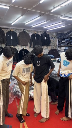 The Boyz Collection nx. on Instagram: "ONLY ONE DAY OFFER 🔥Rs-199/-🔥CODRA LOWER SIZE-M.L.XL. 🚚 DELIVERY AVAILABLE ALL OVER INDIA 🚚 ❌ NO CASH ON DELIVERY ❌ 👉TO BUY TAKE A SCREENSHOT & SEND IT TO US ON WHATSAPP👈 🙏 SHOP =ITWARI, MARWADI CHOWK (ONE RUPEE SQUARE IN GOOGLE MAP) FRONT OF BRIDGE VIEW HOTEL , NEAR ITWARI , NAGPUR . . #partytime #winter #fashionblogger #reelsinstagram #instalike #fashion #viralvideos #theboyz #collection #nagpur #love #trending #sport #viralreels #puppylove #fashio