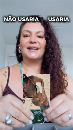 Bemdita Prata | Joias em Prata 925 on Instagram: "Joias em prata 925 no dia a dia, na praia, no banho, na academia… Algumas escolhas simples fazem toda a diferença para sua joia manter o brilho por muito mais tempo. E depois de usar, lembre de lavar e guardar separadinhas, em saquinho ou flanela, para não riscar e nem oxidar mais rápido. E você, cuida bem das suas pratas? ✨ Fala comigo no link da bio 🫶🏻"