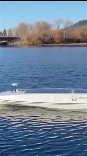 Meet Data Explorer: The solar-powered ocean drone revolutionizing real-time marine data collection!