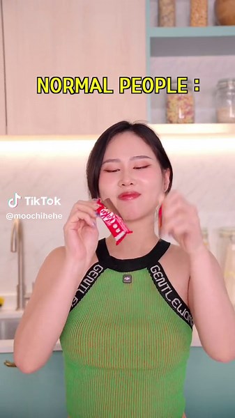 The wrong way to eat a kit kat | kit kat
