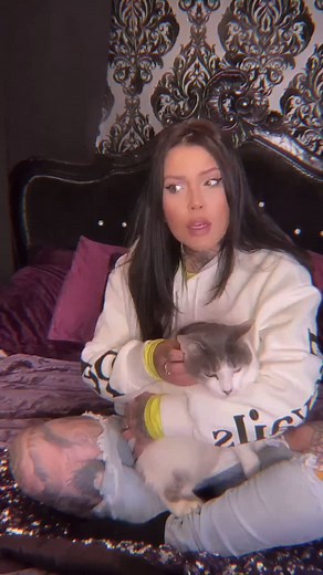 Crystal Ship kelly (@crystalshipkelly)’s videos with original sound - Courtney Carr