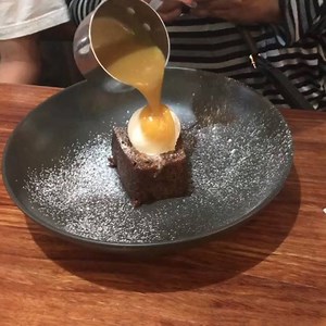 4.3K views · 53 reactions | Weekends are the sweetest.. especially when accompanied by Hog’s Sticky Date Pudding! That drop tho  ❤️ A-MAZING video by @princesspepe | Hog's Breath Cafe | Facebook