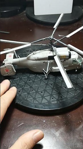 Zvezda 1/72 Kamov 27 Showcase