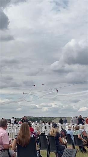 Red Arrows 4 Jet Cross with Opposing Rolls - RIAT 2025