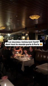 Tu connais ce nouveau restaurant festif à Paris ? 🍸 Partage ton avis en commentaires 👇 ——— Nous te conseillons @lepompon_restaurant par Laurent de Gourcuff pour : ✨ Son ambiance chic et intimiste qui se transforme en soirée festive 🍽 Sa cuisine généreuse et gourmande : Croque Pompon truffé, linguines au homard, duo de poissons crus bar et thon, côte de bœuf maturée à partager, Fondant au chocolat… 🕯️ Son décor de bistrot élégant niché dans le Palais Brongniart 📍 Sa localisation en plein cœu