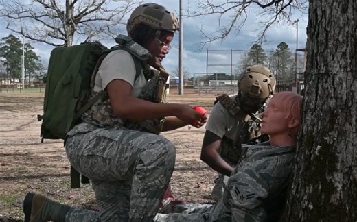 美国空军战场急救TCCC课程训练