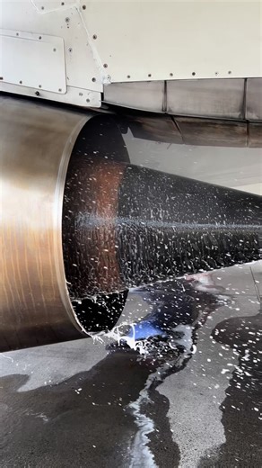 CFM56-3C1 Engine Gas Path Cleaning with detergent wash for EGT Margin recovery #B737-400SF #Aircraftmaintennance #Maintenance diary #Kmileengineer #Mymemories | Folkky Chutiphong