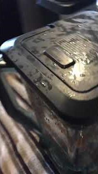 How to remove a stuck Ninja Lid