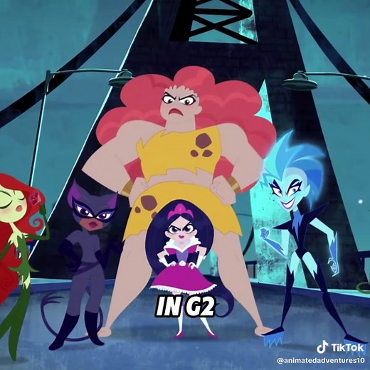 Do you know the differences between the two versions of DC Super Hero Girls#fyp #dcsuperherogirls