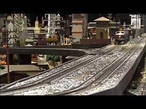 Williams Trains 1 Powered & Non Powered B&O E7's Pulling 50 Freight Cars On Corner Field Model RR