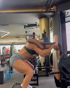 697K views · 10K reactions | Super Effective Leg Workout | EFitnessHelp | Facebook