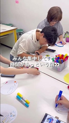 🍉体験授業にてマーブリングを使ったうちわ作り☀️【日本児童教育専門学校】#工作 #うちわ #授業 #オープンキャンパス