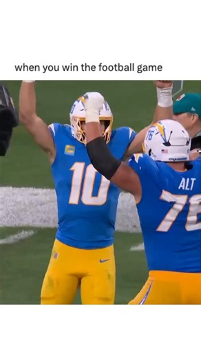 314K views · 5K reactions | just wanna ball with my bros | NFL | Facebook