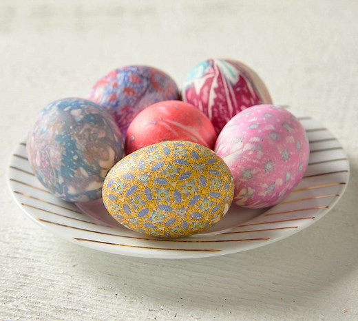 How to Dye Easter Eggs with Silk Ties for a Pretty Patterned Display