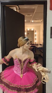 Outfit of the night: tights, pointe shoes, tutu, wig, a tiara and a *little makeup*... and in a few hours we head to the stage at Omiya Sonic City, opening night of our 2024 Japan tour!!! ...and the role call is complete with: @shohei.iwahama --> Anya Marx @trentaustin --> Ludmila Beaulemova @andreaafabbrii --> Tatiana Youbetyabootskaya @thegabeagenda --> Resi Oachkatzlschwoaf @jakespeakman --> Colette Adae Philip Martin-Nielson --> Nadia Doumiafeyva @trockadero.jp #trocksontour #ballet #dance #