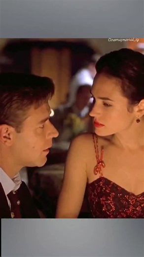 cinemajournal on Instagram: "A Beautiful Mind is a 2001 biographical drama about Nobel laureate mathematician John Nash, directed by Ron Howard, starring Russell Crowe as Nash, who struggles with paranoid schizophrenia while making groundbreaking contributions to game theory, all while navigating a complex relationship with his wife, Alicia (Jennifer Connelly), and battling vivid hallucinations of people from his past and government agents. The film beautifully portrays his genius and his harrow