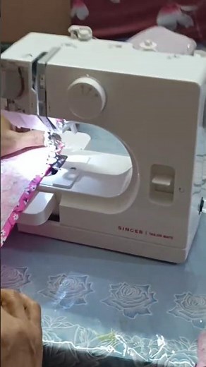SINGER Tailor Mate Straight Stitch Sewing Machine with Free Arm | LED Light