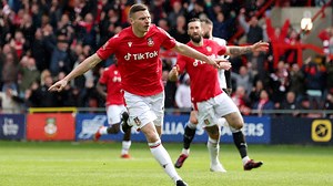 A game worthy of Hollywood! Ben Foster saves last-gasp penalty as Wrexham beat Notts County in National League promotion showdown | Goal.com US