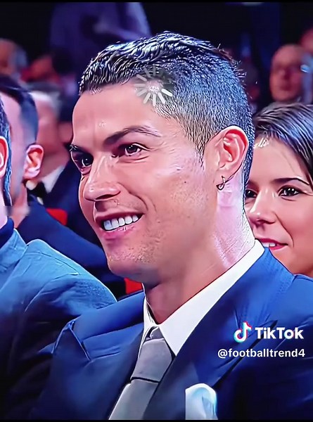 The GOATs Reacted to Georgina Like THIS?! 😳🔥 #ronaldo #neymar #georgina #viral #fyp @soccer
