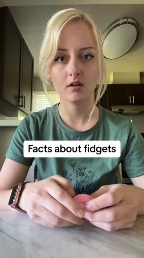 Whatre your thoughts on fidgetting? #student #school #mentalhealth #fidget #fidgettoy #attention #psychology #adhd