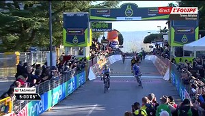 Nouvelle victoire de Peter Sagan sur le Tirreno Adriatico ! Le Slovaque s'est imposé devant Thibaut Pinot sur la 5e étape. #lequipeVELO | la chaine L’ÉQUIPE