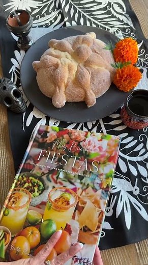 Pan de Muerto: Sweet Bread for Día de los Muertos 🍞💀 | Mexican Tradition Explained