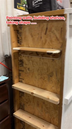 #aircompressor #soundbox #custompaint #painting #brushpainting | American Dream Custom Paint | Facebook