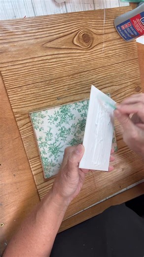 I love to watercolor with the help of a CC stencil . Such a quick, easy and fun craft. Always comes out stunning. Grab stencil in the comments xo 💋 Be inspired , Billie | Made Bayou