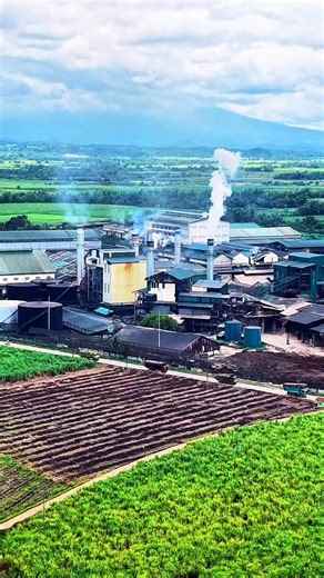 Ang BISCOM ay hindi lamang simbolo ng matatag na industriya, kundi patunay ng pagtutulungan ng agrikultura at komunidad tungo sa mas maunlad na kinabukasan. #travelblogger #NEGROS #travel #binalbagan | Brick George Anasta