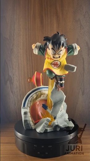 Dragon Ball Z – Kid Gohan Yellow Outfit Figure Showcase