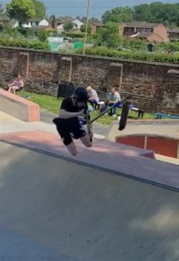 Old summer clip i got from an old holiday #scoot #scooter #scootering #fyp #scooterkid