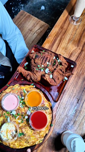 JINA:ZEGEKUKU BEI: 25,000 (Watu 2) RATIBA: Chakula hiki kitakua kinapatikana Jumanne , Jumatano , Alhamisi, Ijumaa, Jumamosi, Jumapili tu. DESCRIPTION:hii ni package ya watu wawili inakuja na ZEGEPIZZA NA KAUKAU CHICKEN MZIMA, kuku anakua crunchy, ni the best value for money...hii package tunaiita sandakalawe, Kila mtu apate. DELIVERY:Kwa atakae taka delivery, basi Gharama za usafiri ni juu ya yake na pia atalipia 3,000 kwa ajili ya take away package) KUWEKA ODA TAFADHALI:- PIGA 0688 151783 PIGA