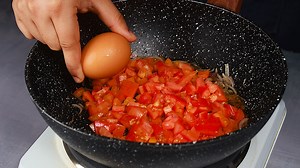 I Added Egg To Tomatoes , And It Tastes Delicious! | Our Recipe