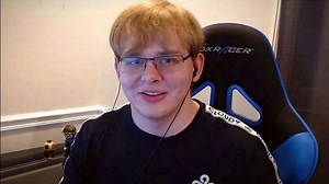 "I would love to keep running the Pokimane bit": CallMeCarson talks about playing Valorant with Pokimane