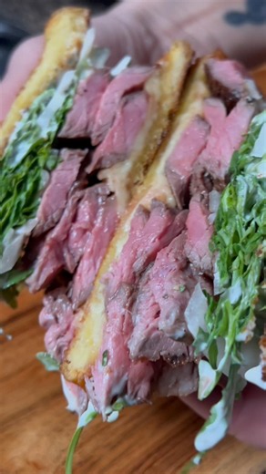 Steak Sandwich Perfection 🥩🔥