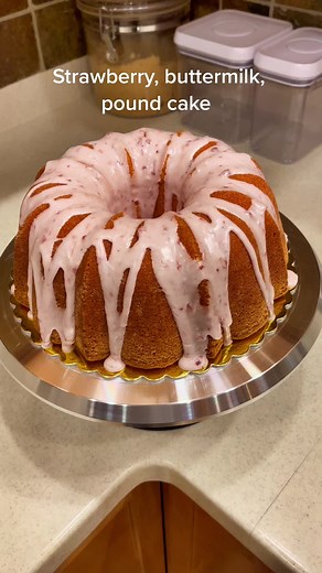 Delicious Homemade Strawberry Buttermilk Pound Cake
