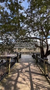 From oak-lined streets to local shops, it’s no wonder HGTV named Conway one of America’s most charming small downtowns. 🌿🌸 | Visit Myrtle Beach, South Carolina