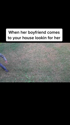 Creative Poses to Welcome Your Boyfriend at Home