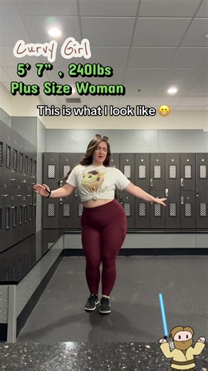Happy May 4th yall 😁😁 hope this reaches my ladies and fellow kind hearted folk! So glad you are here 💖💖💖 shoutout to @Fabletics for my leggings! Love these things #plussize #curvy #confidenceboost #may4th