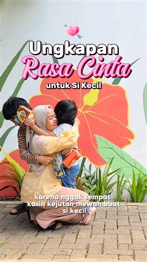 Mira Utami | Parenting Creator | Wisata Edukasi on Instagram: "🩷 Ungkapan kasih sayang gak perlu selalu berupa kejutan besar✨ 🎁 Untuk anak usia 1-5 tahun, bahasa cinta paling nyata adalah rutinitas yang konsisten. Mereka merasa paling dicintai saat tahu Mama selalu ada di setiap jadwal makan dan tidurnya. Hal yang penting hadir dan bermakna. Karena kasih sayang itu dipupuk setiap hari, bukan cuma setahun sekali. ❤️ #AlamiiFood #HariKasihSayang #KasihSayangOrangtua"