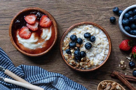 What's the Difference Between Oatmeal and Porridge?