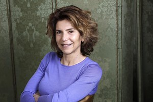 Anne Nivat toujours aussi sportive, la journaliste démarre l’année sur les chapeaux de roues !