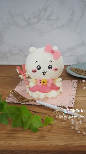 手作り立体ケーキ：ちいかわアニメキャラの誕生日ケーキ作り方