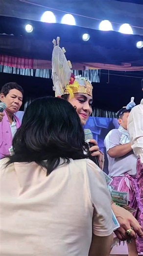 ပွဲတွေသာလိုက်ကြည့်ဖြစ်တာ တစ်ခါမှမနမ်းဖူးသေးလို့ နမ်းလို့ရလားချစ်ချစ် ဆိုပြီးမေး‌တုန်းက ကျွန်မတကယ်ကြောက်နေတာပါ🖐️😹 #မြို့ရွှေမန်းသားဖိုးချစ်ကတဲ့ဇာတ်အလှသဘင် #ချစ်ချစ်ကချစ်ချစ်ပါပဲ #ချစ်ချစ်ကိုကြူးမယ် #ဖိုးချစ်